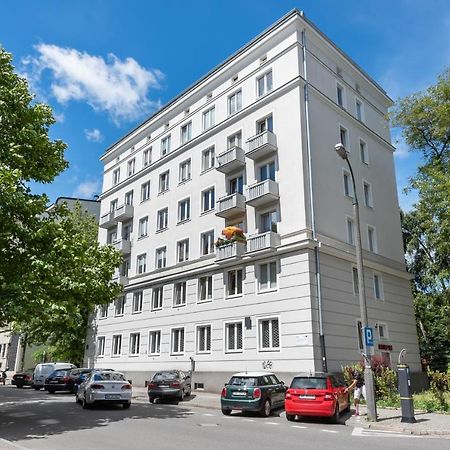 Ogrodowa Warm Wood Apartment Varsó Kültér fotó